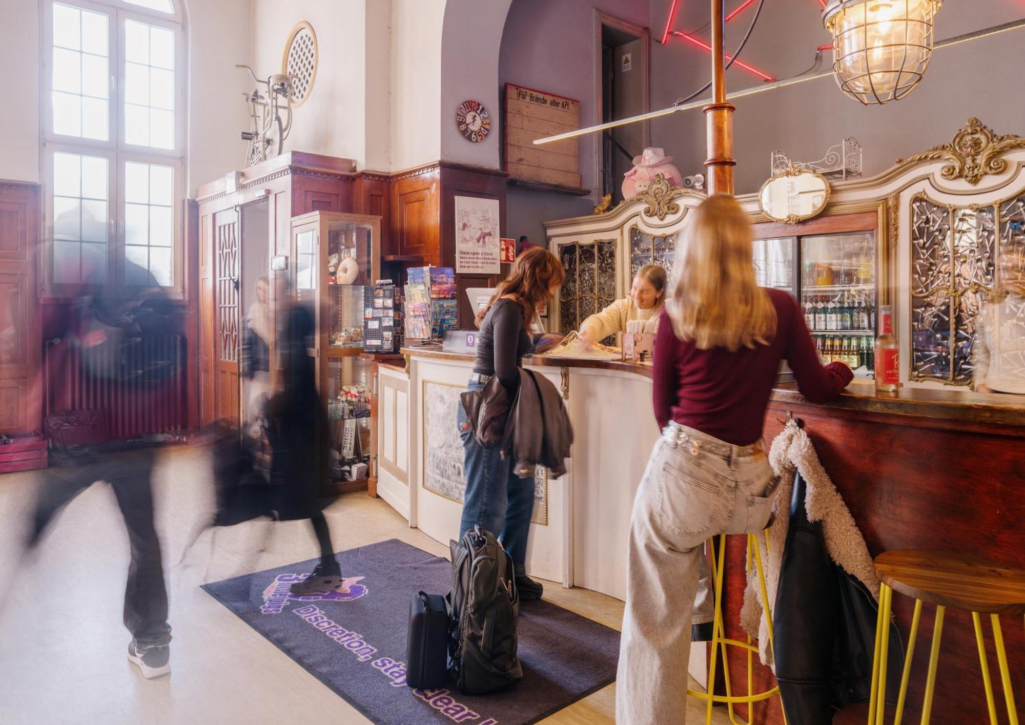 Three Little Pigs Hostel - Your Berlin Castle — Photos 2